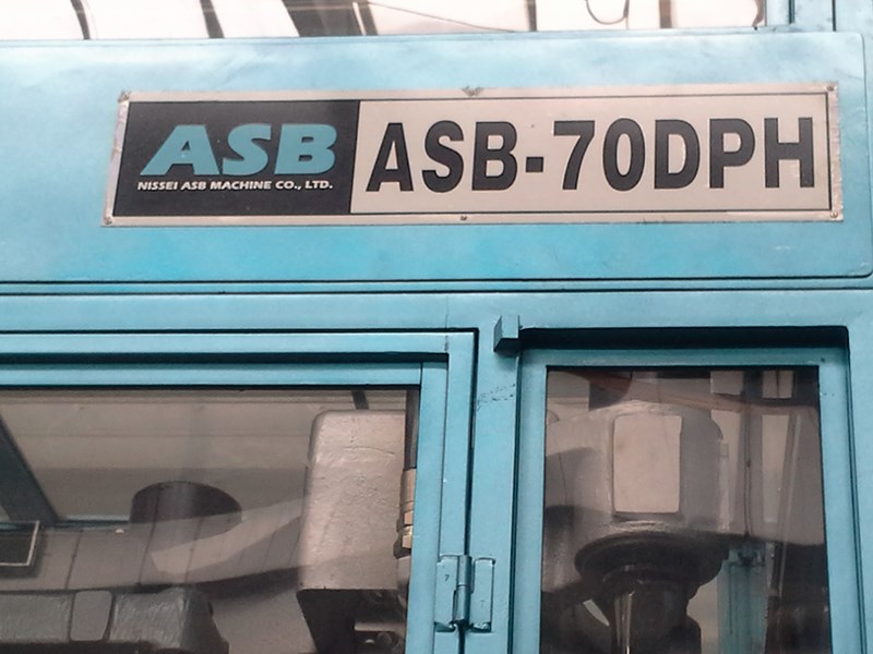 Maszyna Nissei ASB-70DPH do wtrysku z rozdmuchem